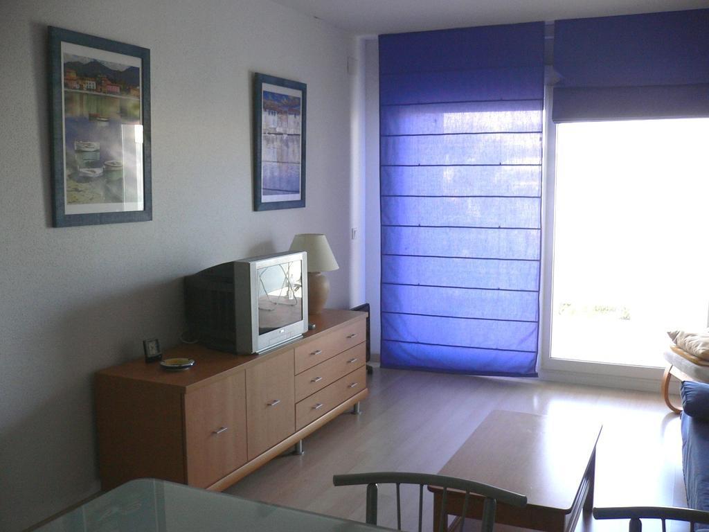 RVHotels Port Canigó Roses Quarto foto